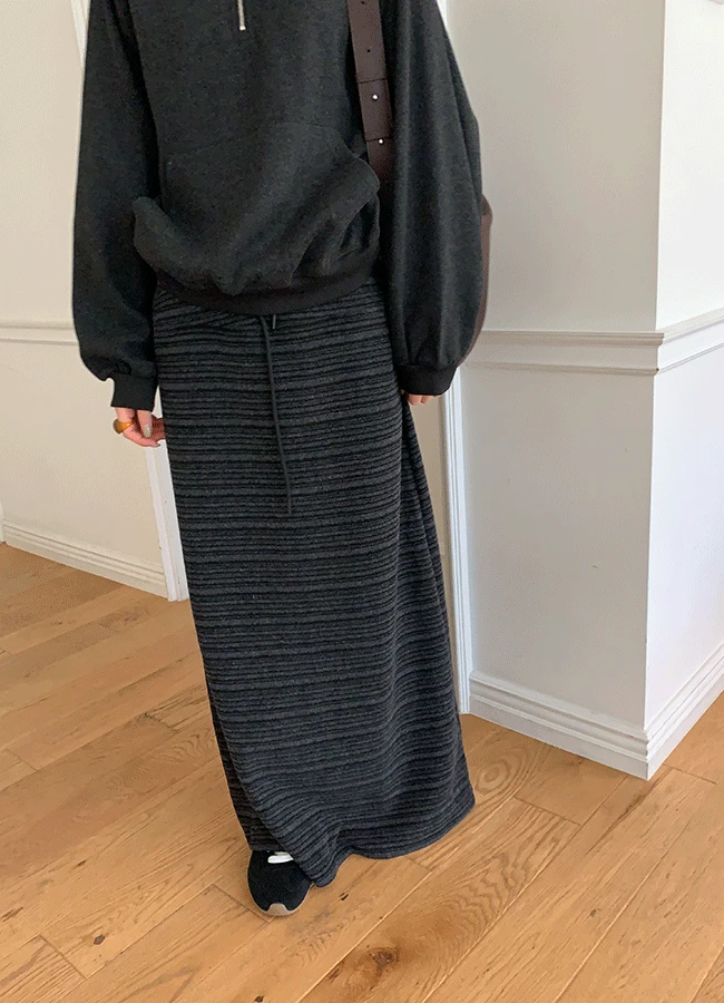 [기모] Prima stripe long skirt (1color)
