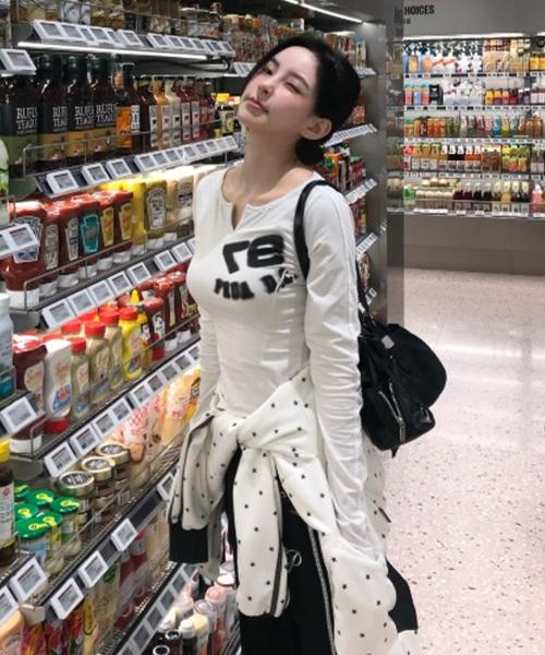 LACE NECK BUTTON LONG SLEEVE OATMEAL