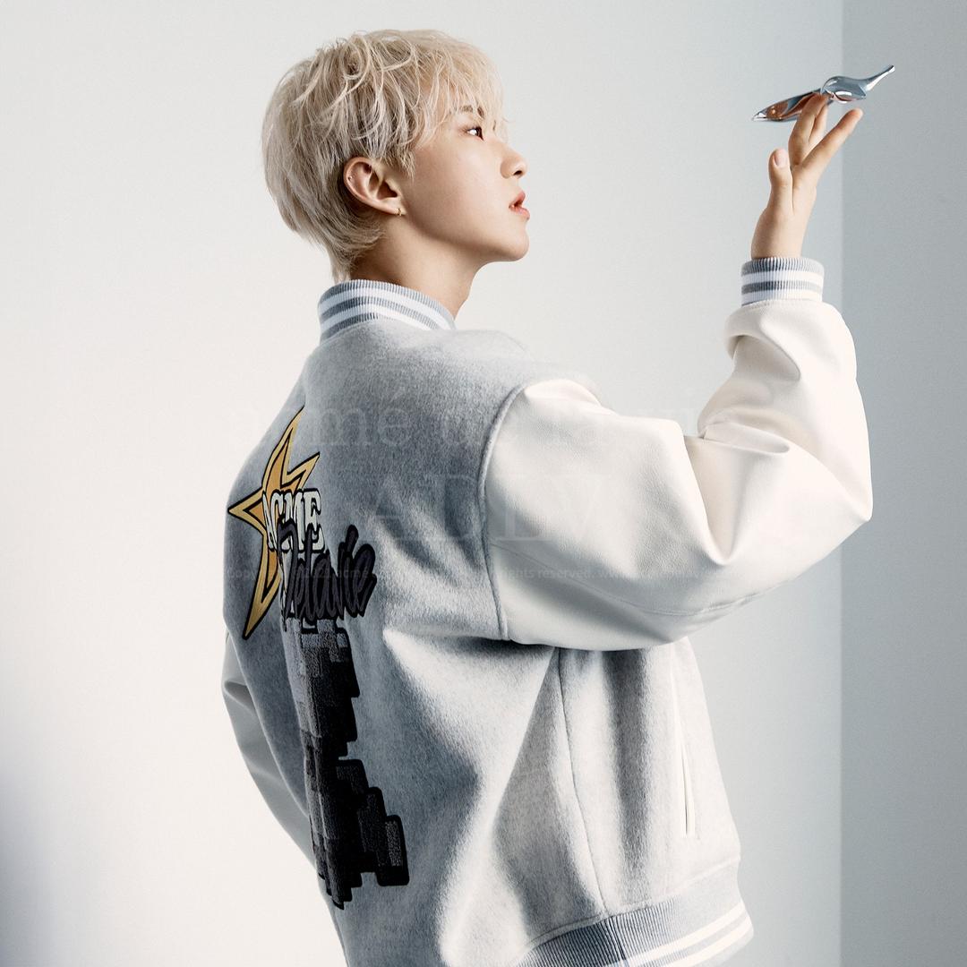 PIXEL BEAR ARTWORK VARSITY JACKET (9.25일 이후 순차배송)