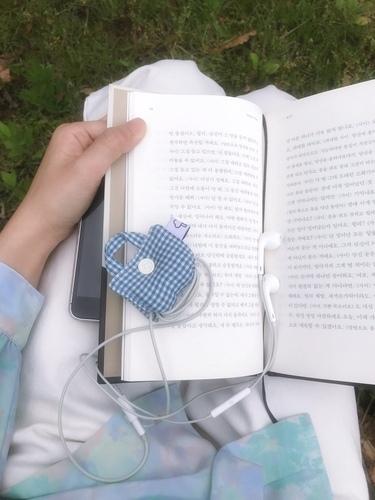 체크백 이어폰 줄감개