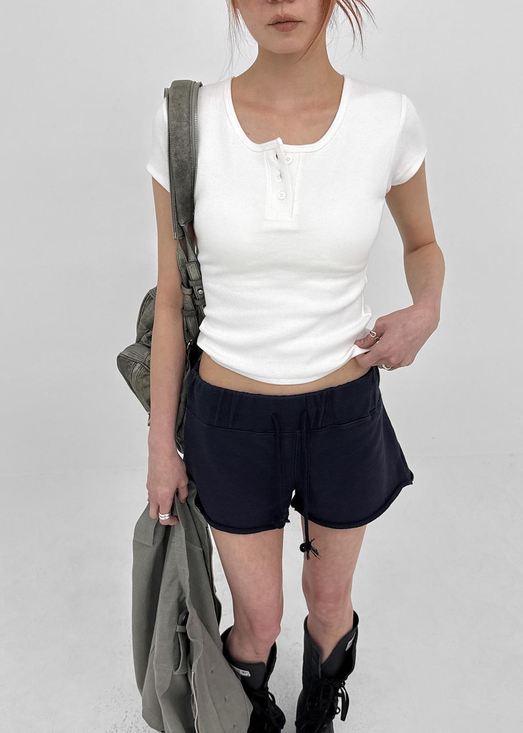 [MADE] 이지 헨리넥 반팔티 (캡내장)