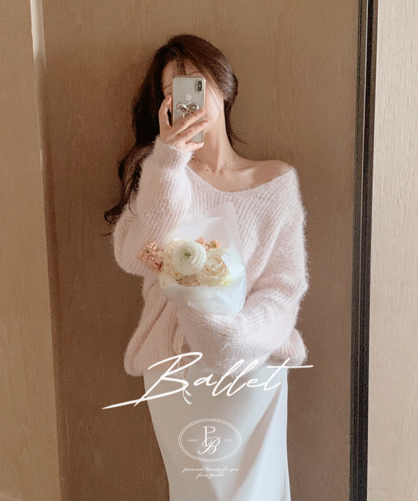 퍼빗 [8천장돌파][P.B MADE] 발렛 여리숄더 실루엣 퍼 브이니트 - 4color(1~2주 입고소요)