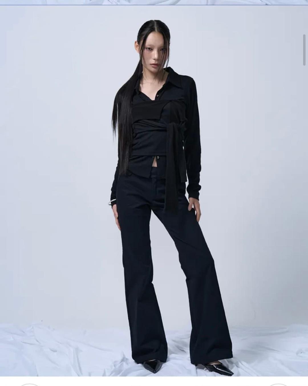 지제뮤지엄 로우라이즈 투버튼 부츠컷 팬츠 블랙 | 후루츠패밀리