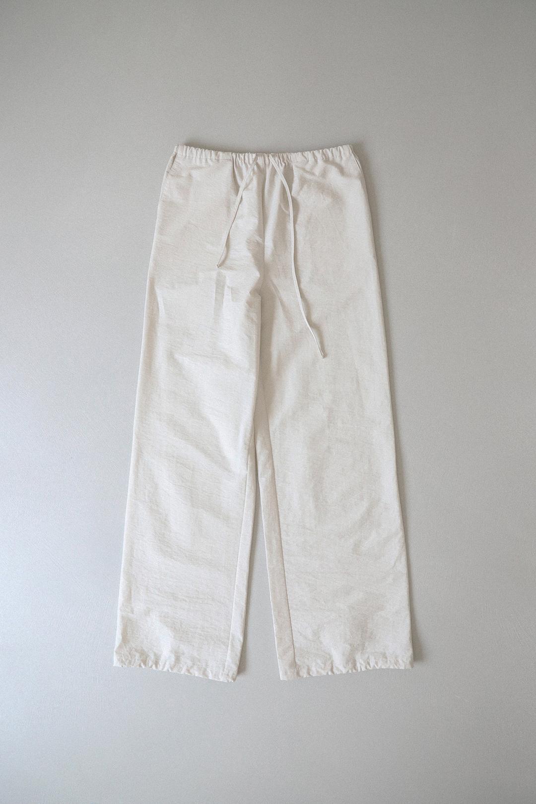 [2차 리오더 7/9 순차배송] STRAIGHT 2-WAY PANTS - BEIGE