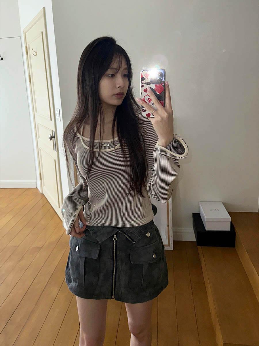 Bold ribbed layered top