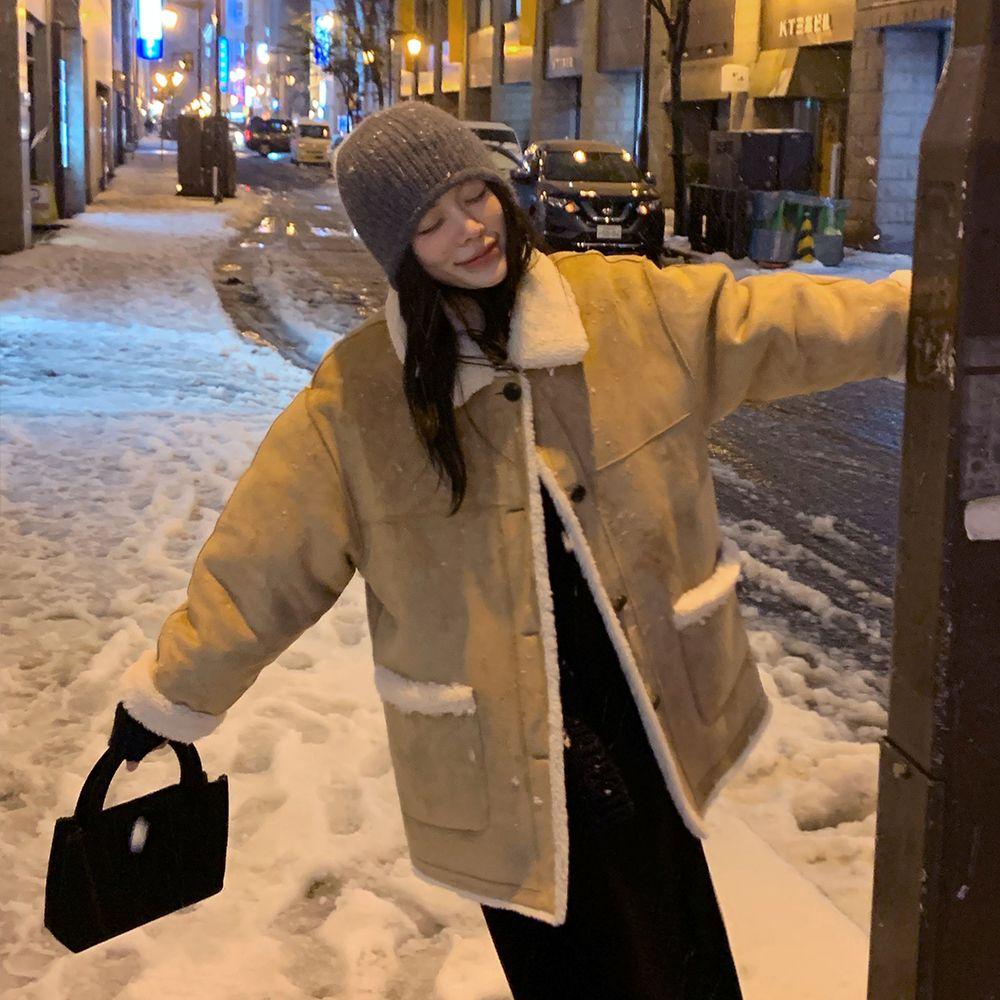 Fuzzy reversible mustang