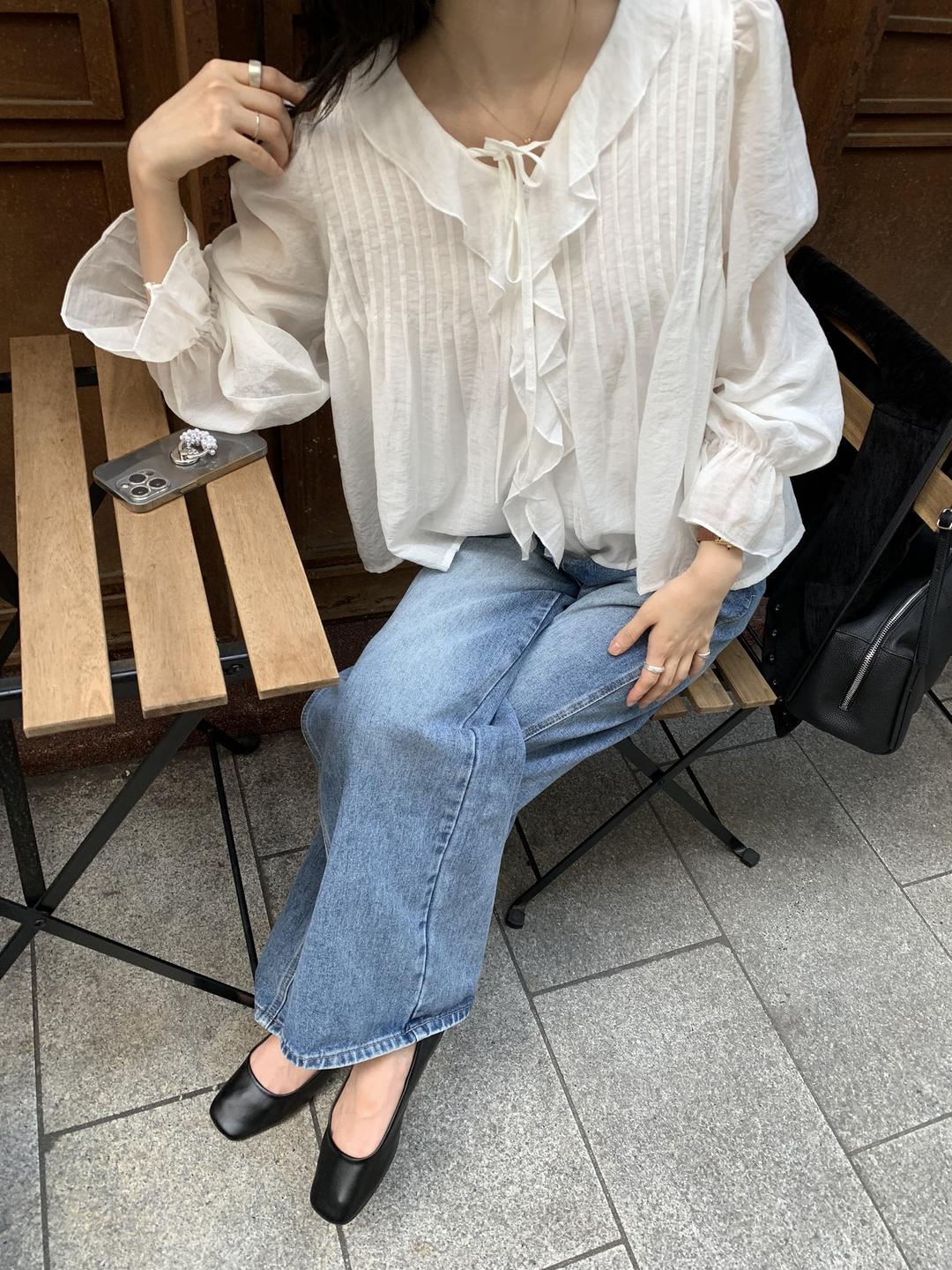 프릴리 DP. Novara Cat Wash Wide Denim