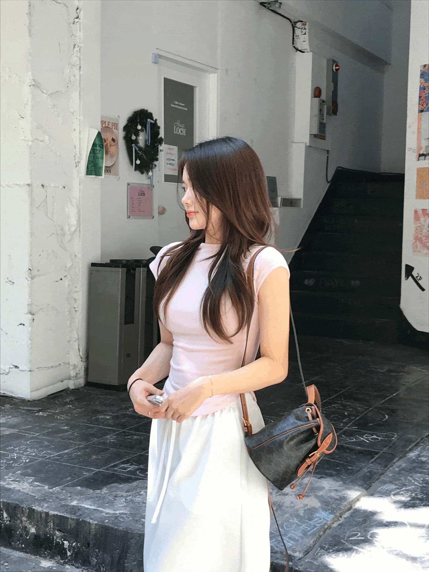 [주문폭주] 레이브 캡소매 반목 티셔츠