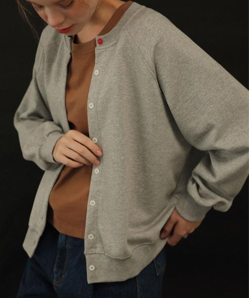 아론 버튼 쭈리 가디건