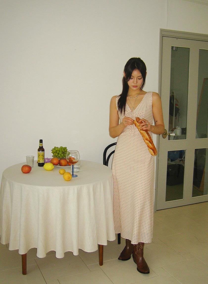 Anna Dress (Red)
