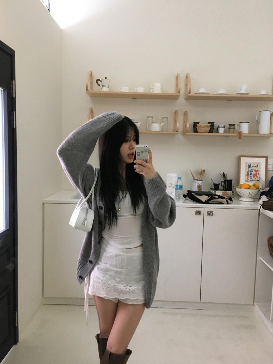 peely boxy cardigan