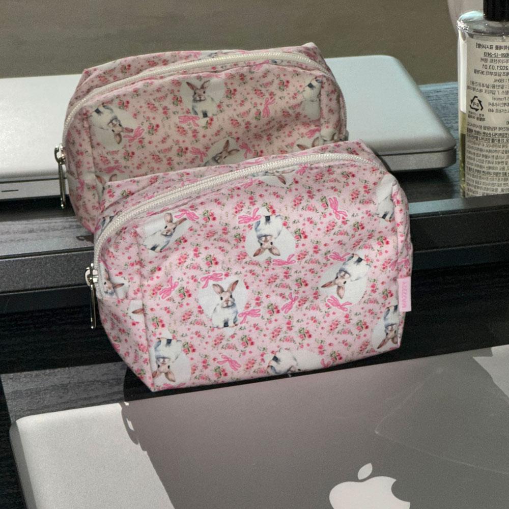 [Square] Vintage bunny Pouch