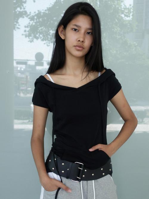 SWEAT HOODIE HALF TOP / BLACK