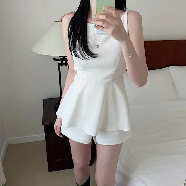(뒷리본) 니스 페플럼 슬리브리스 블라우스
