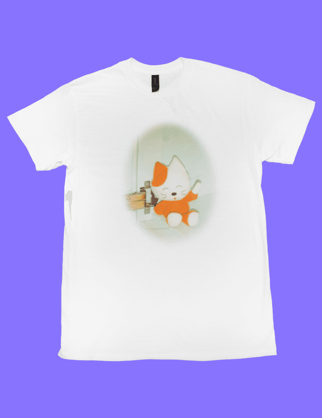 ‘Nicco in cabinet’T-shirts
