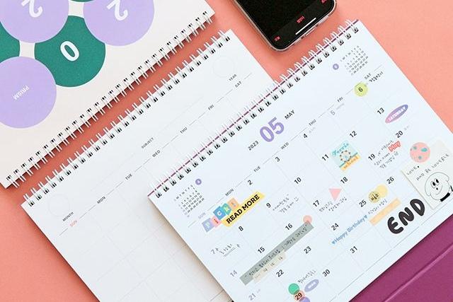 달력 2023 년 탁상 캘린더 데스크 스케줄 일정 기록 관리 날짜 만년 프리즘