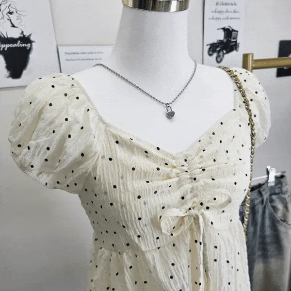 [셔링블라우스 할인] 도트셔링쉬폰블라우스 스모크밴딩 오프숄더 착용감UP 데이트룩 바캉스룩 여리여리핏 청순룩 러블리