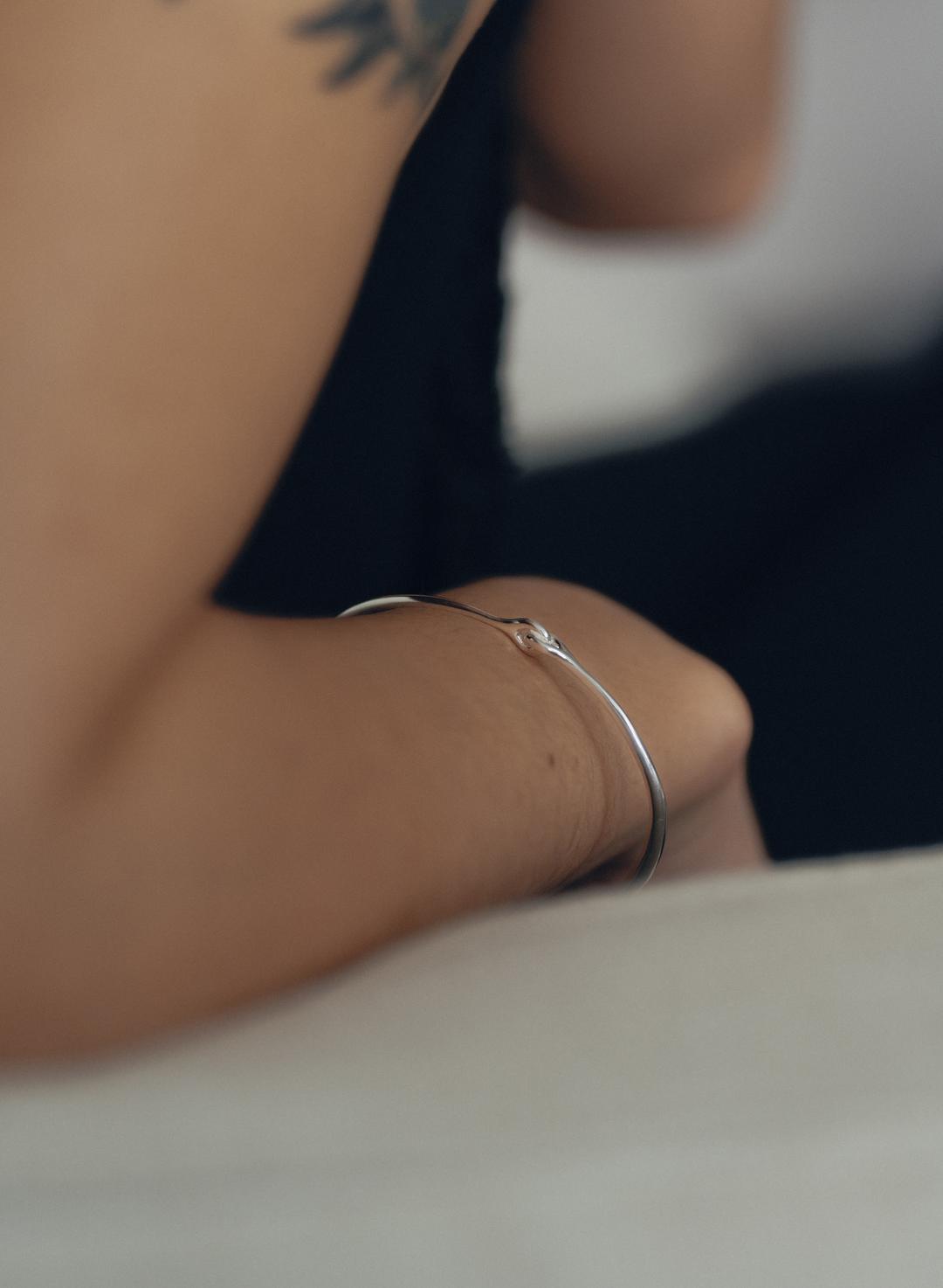 Linked Circle Cuff