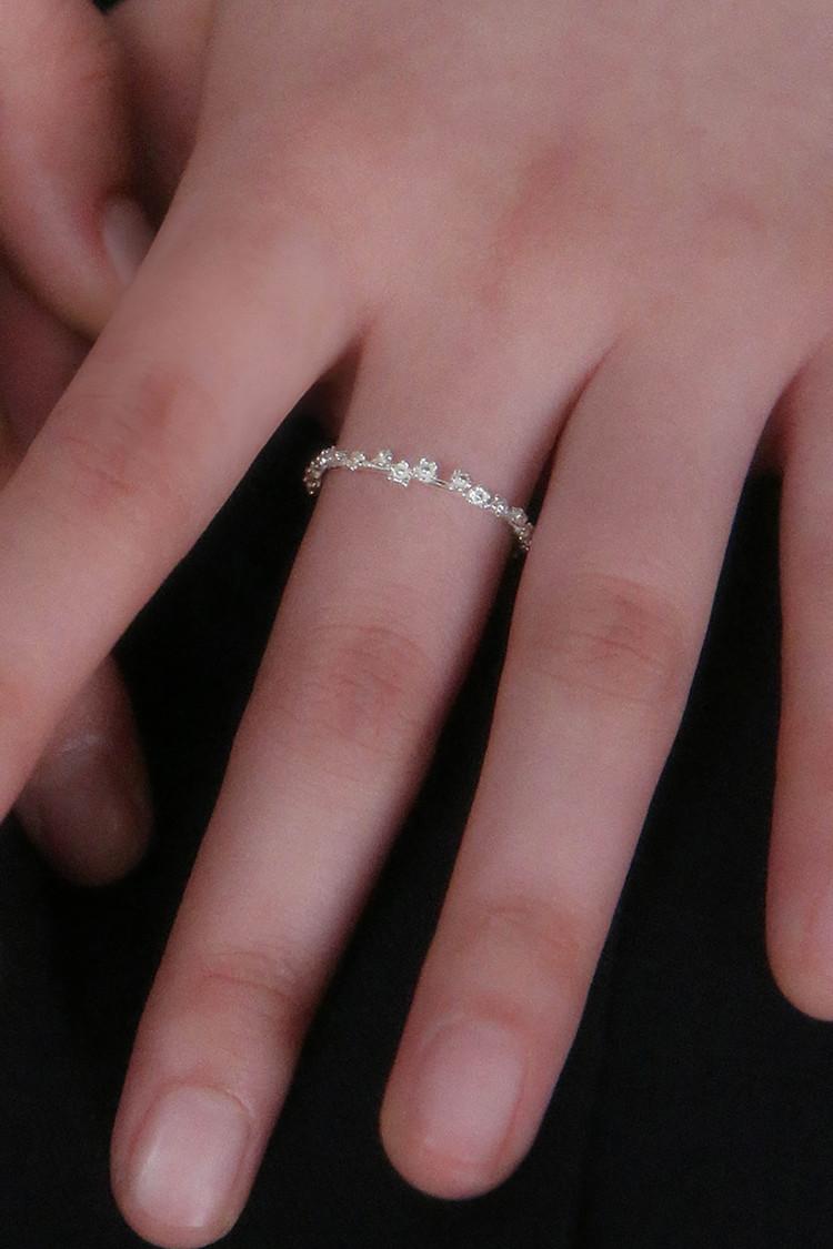 Mini Flower Bouquet Ring 01
