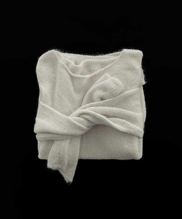 매니크 파우드 오버핏 보트넥 울 니트