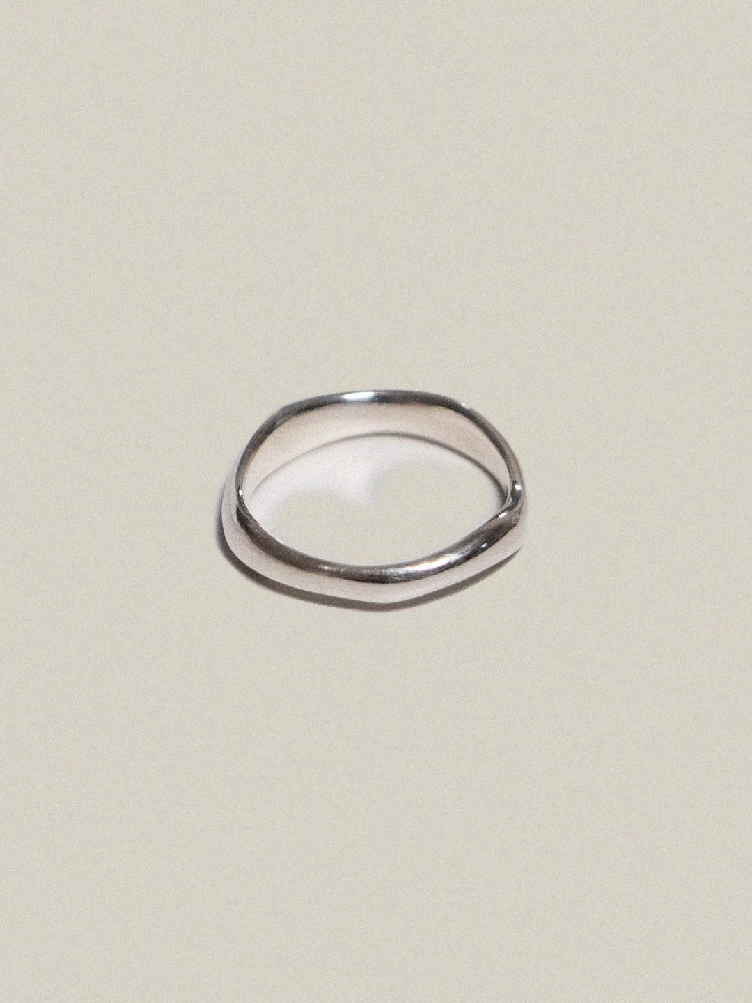 Thick Wave ring