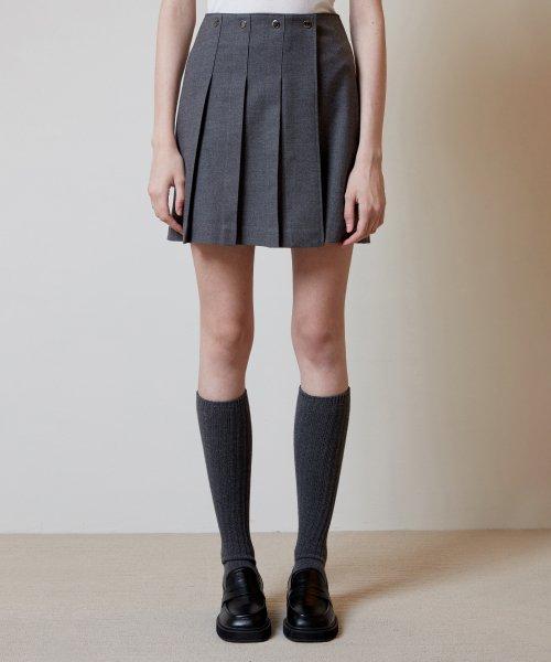 PLEATS BUTTON WRAP SKIRT [GREY]