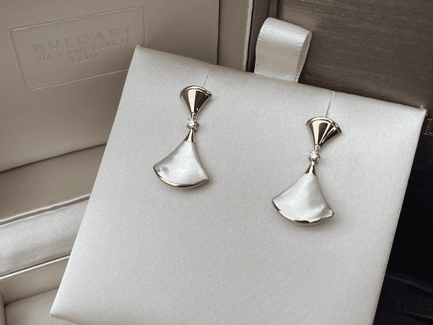 [국내백화점 풀패키지] 불가리 디바스드림 다이아 파베 귀걸이 18K 357513