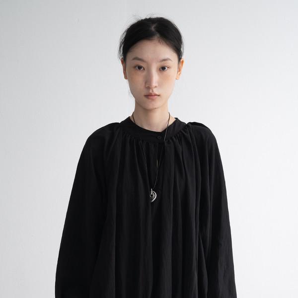 Balloon Shirring Blouse Dress (Black)