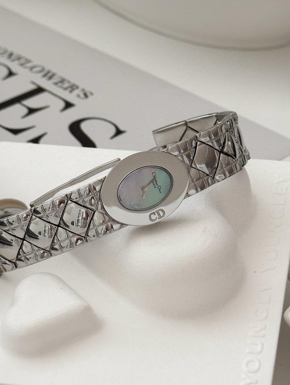 CHRISTIAN DIOR Oval case Lady dior watch [ 1월 2일 출고 ]