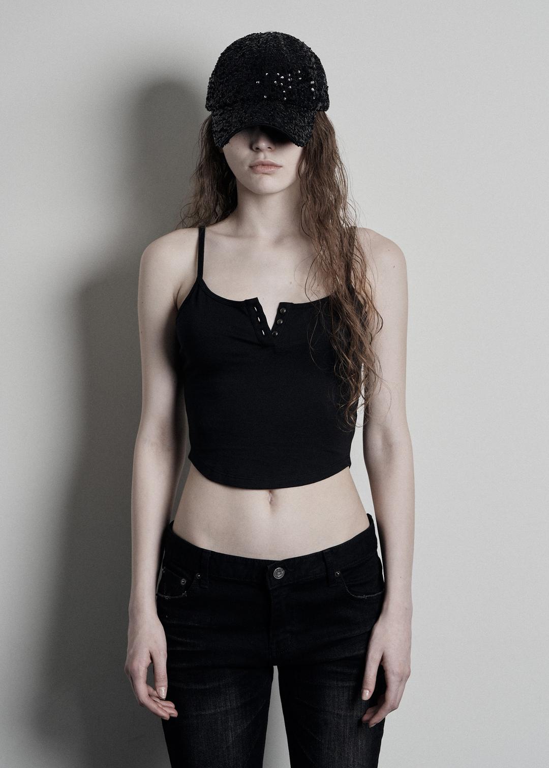 SOFT BUTTON SLEEVELESS, BLACK