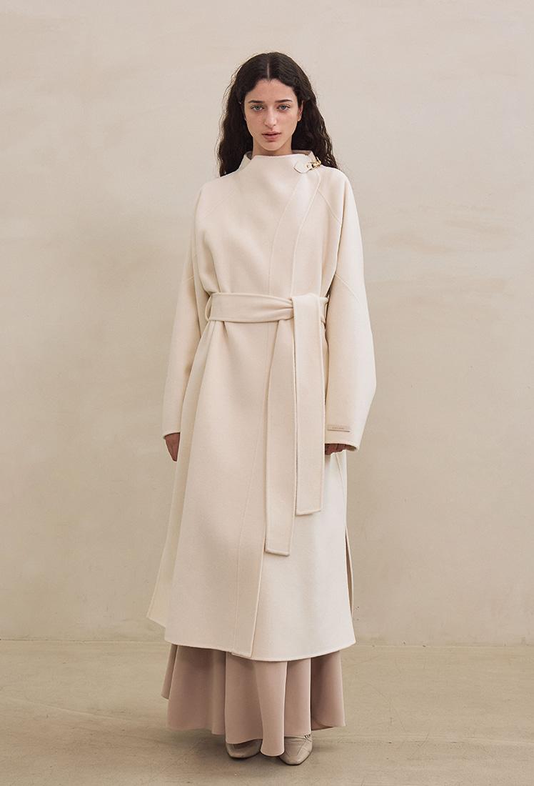 [WHITE LABEL] Lina Oversize Fit Handmade Coat (Ivory)