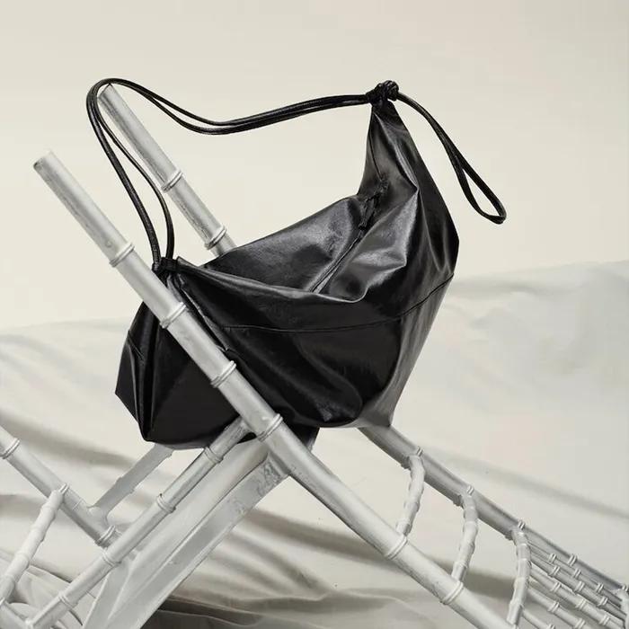 Knot Boxer Bag  Black (AG57D3A095)