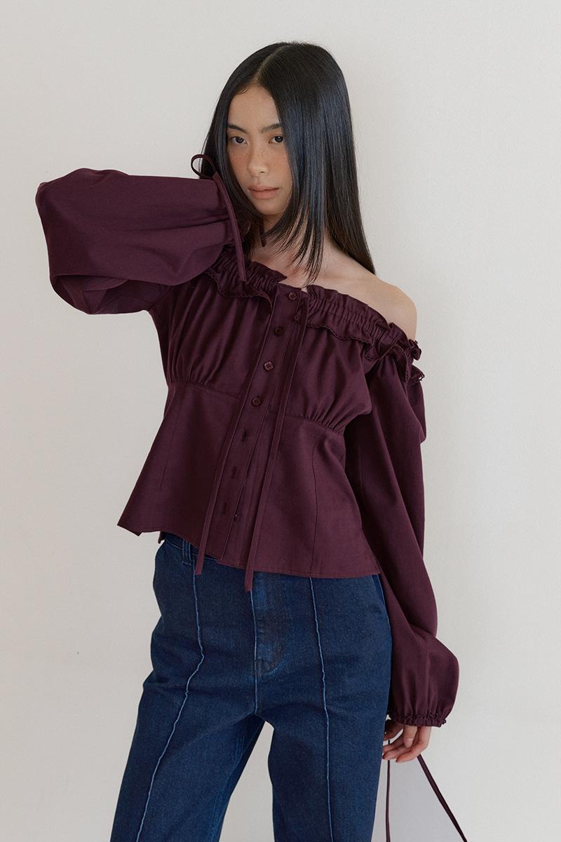 Benjamin Frill Lace Blouse (burgundy)