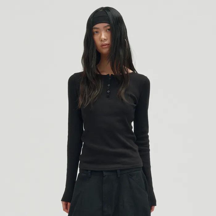 RIBBED HENLEY NECK [BLACK]