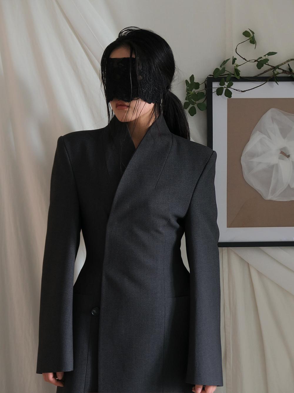 Hidden double volume jacket