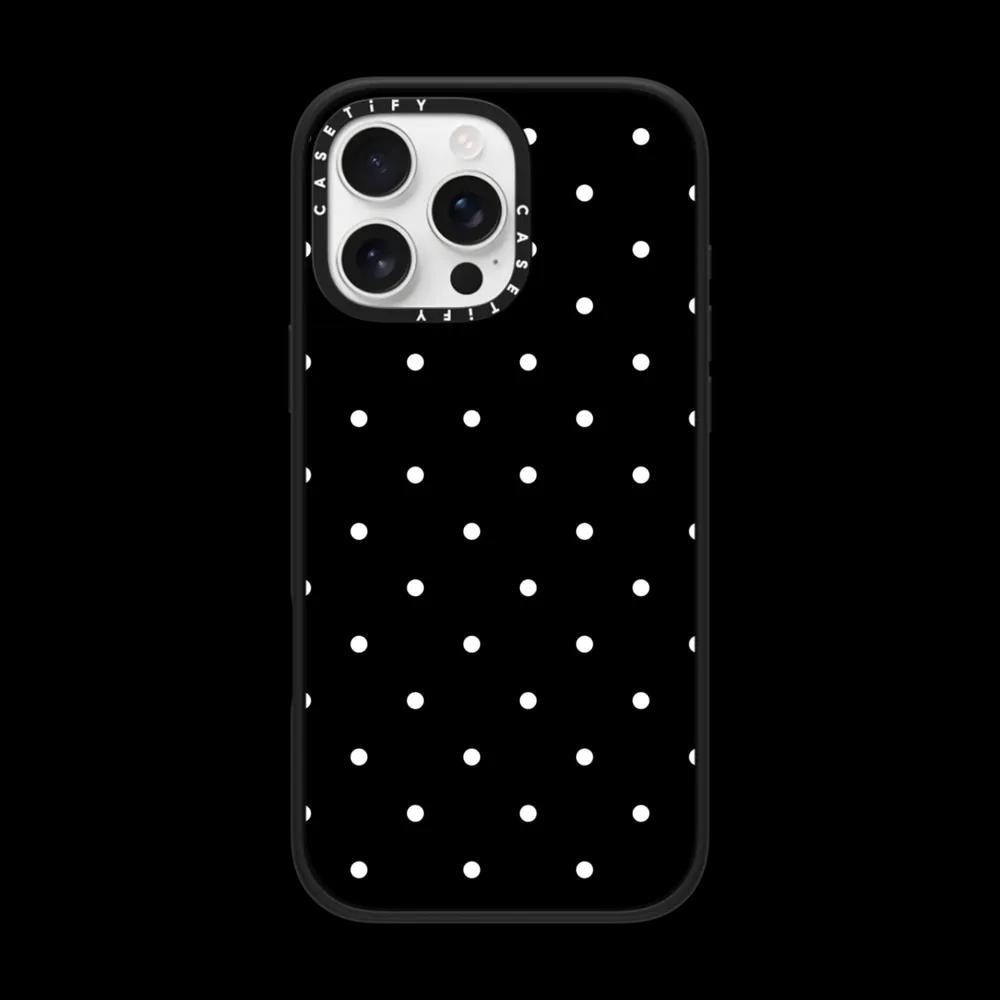 Black and white dots