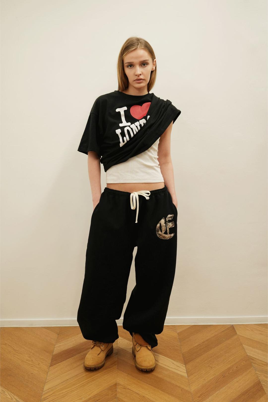 [ERTR] [NEEDLE 니들 X ERTR 콜라보] Real Tree Appliqué Jogger Pants (Black)