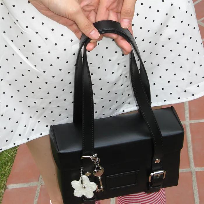 SQUARE BUCKLE MINI BAG BLACK