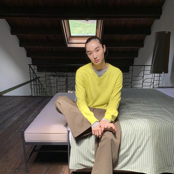 LONSLAN V-neck Knitted Sweater