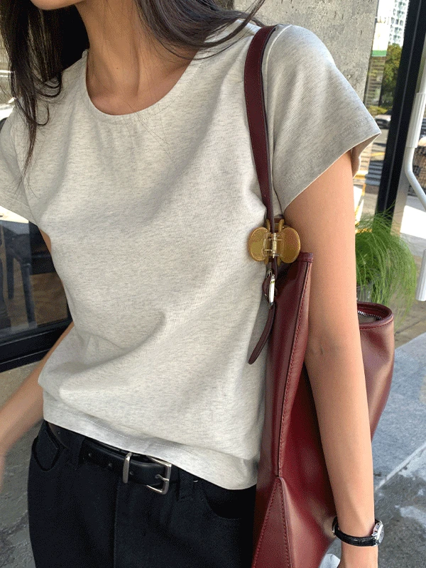 [인기🔥고퀄/블랙,브라운카키소량당일/라운드ver/팔뚝살커버] 드웬 여리핏 소프트 라운드 반팔 티셔츠