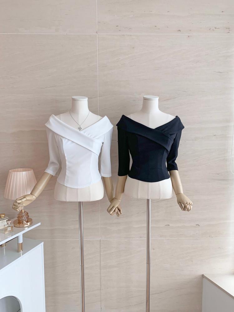 리베 사선 랩 블라우스 [ 3color ] / 5부 ver.