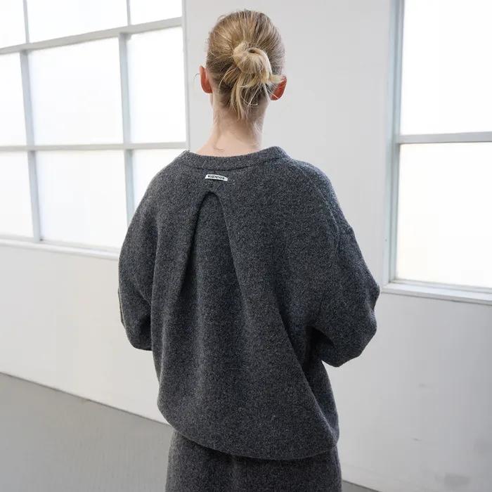 Pleats-Back Wool Round Knit - Charcoal