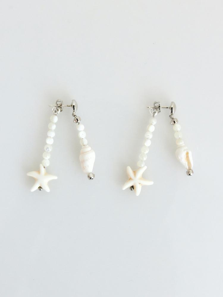 WHITE CONCH STAR EARRINGS