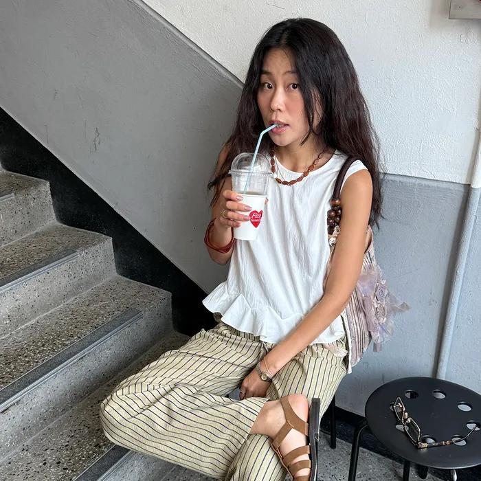 [딘디 PICK] RUFFLE SLEEVELESS BLOUSE, WHITE