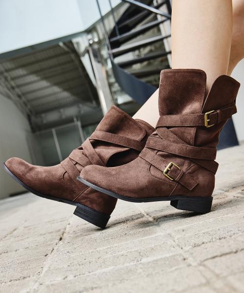 솔트앤초콜릿(SALT AND CHOCOLATE)  라운드 토 벨티드 미들부츠 412446007 (3cm/3colors) - 사이즈 & 후기 | 무신사