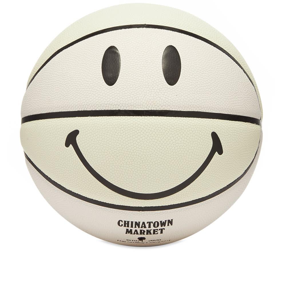 차이나타운 마켓 UV 스마일리 베스킷볼 농구공 Chinatown Market Basketball