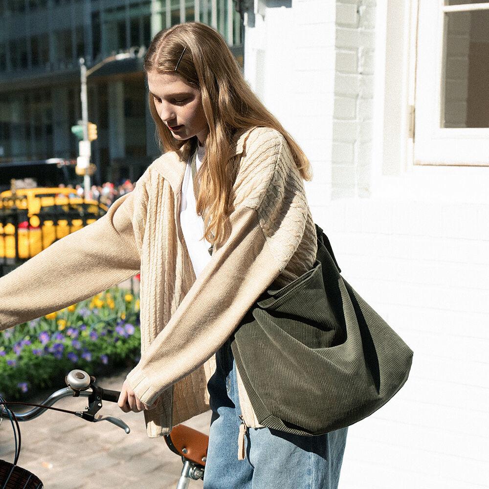 [최강희 착용] KNOT BAG [L] Corduroy Khaki