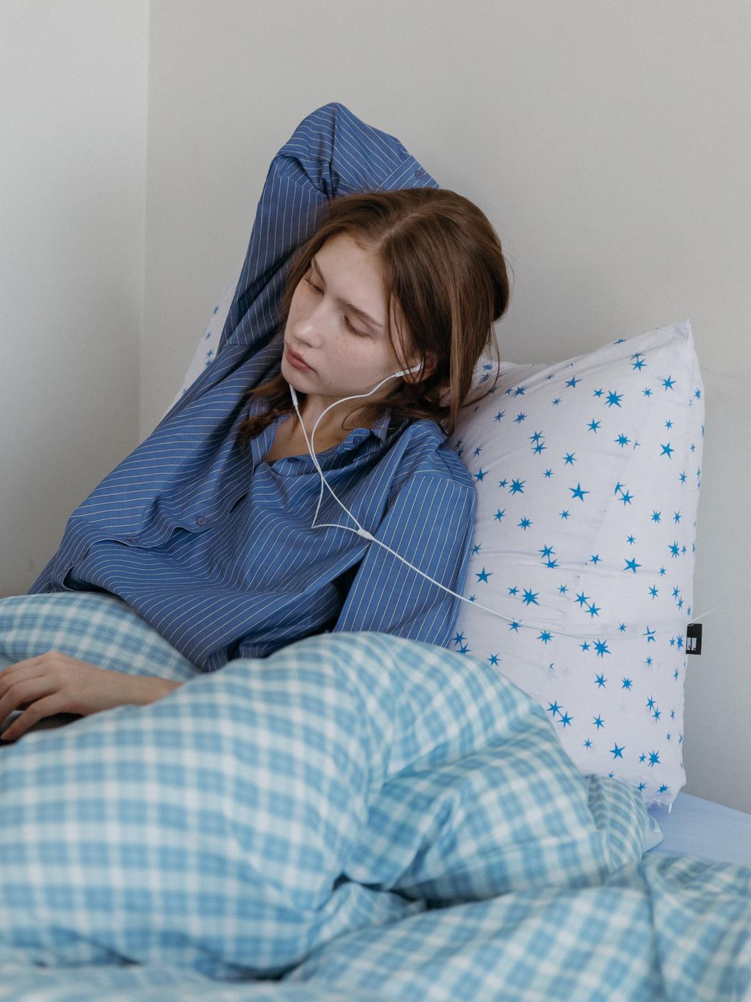 별 패턴 고밀도 순면 삼각 등쿠션 커버