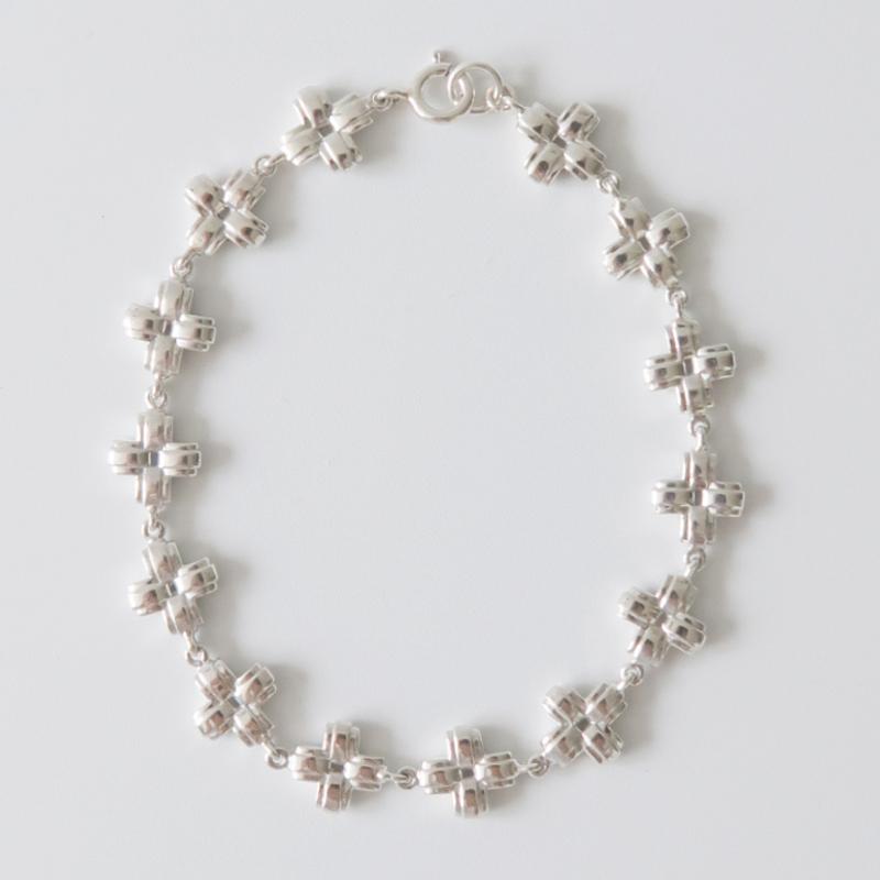 LAYERED CROSS CHAIN BRACELET
