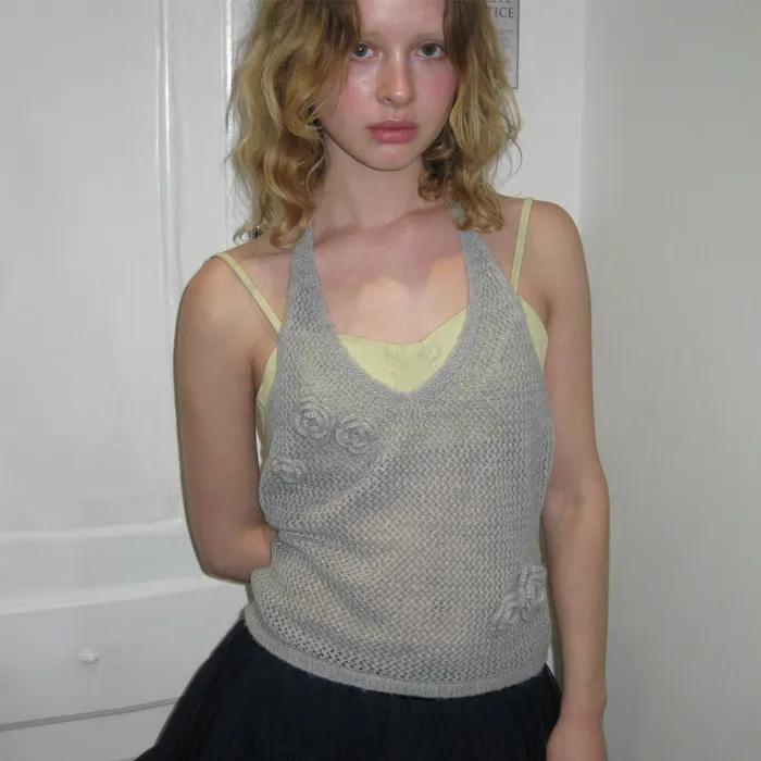 Flower Halter Neck Knit Vest (Melange Grey)